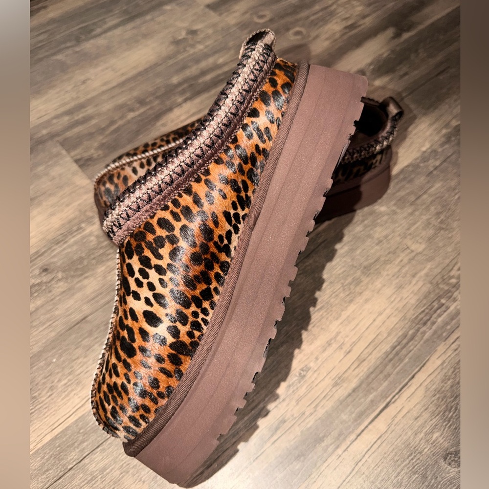 UGG Brown Leopard Taz - Brand New Never Worn, original packaging included - Picture 3 of 7